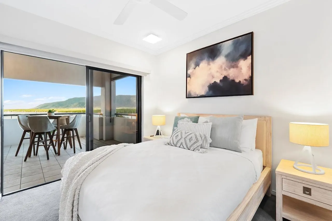 Luxury Oceanview Penthouse Cairns City 0*,  أستراليا